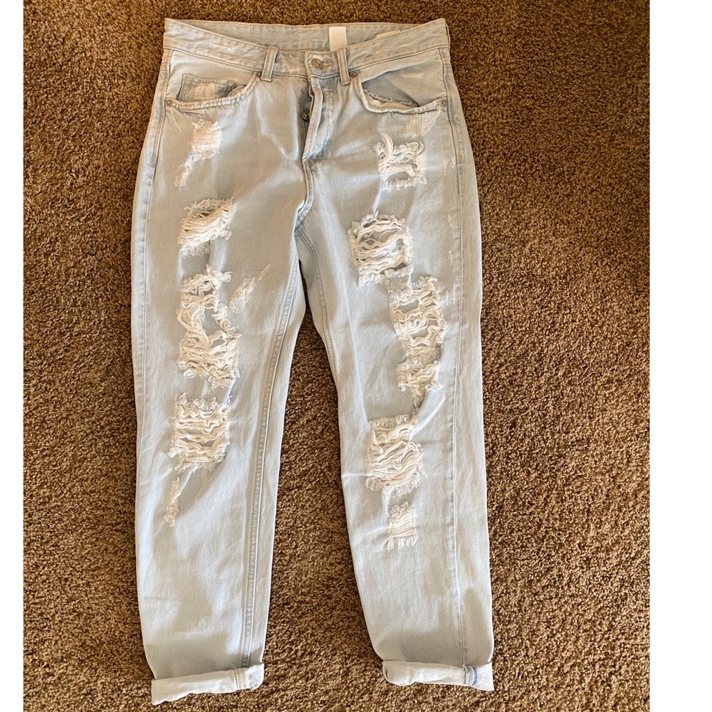 Ripped boyfriend jeans
